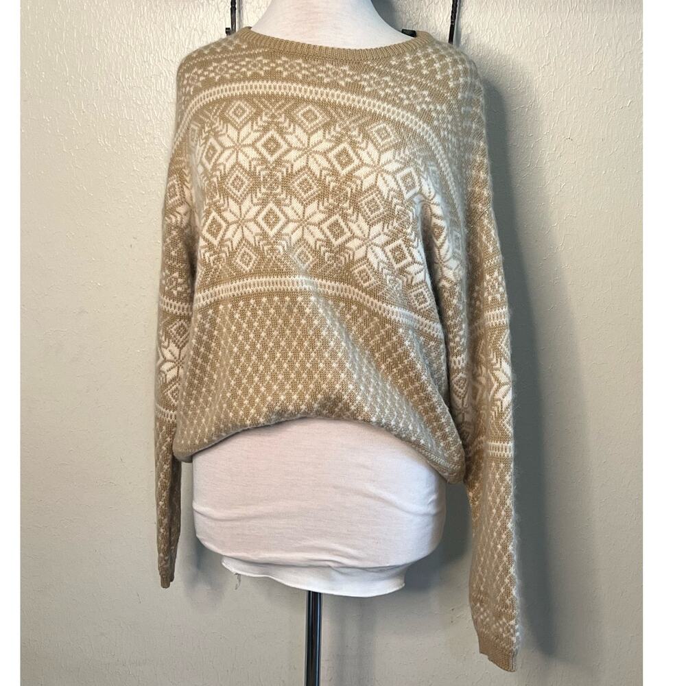 Embassy Row Sportswear Tan Knit Angora Lambs Wool Crew Neck Sweater L‎